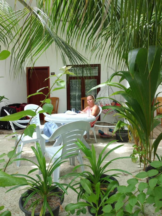 Sunrise Inn Thoddoo Exterior photo