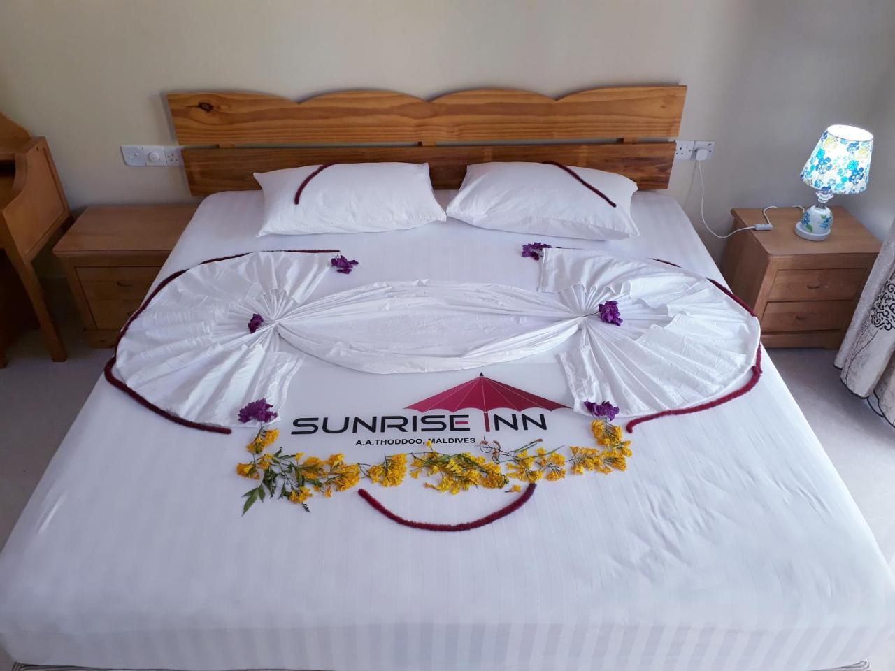 Sunrise Inn Thoddoo Exterior photo